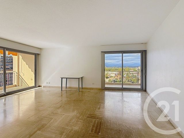 Appartement F3 à louer MANDELIEU LA NAPOULE