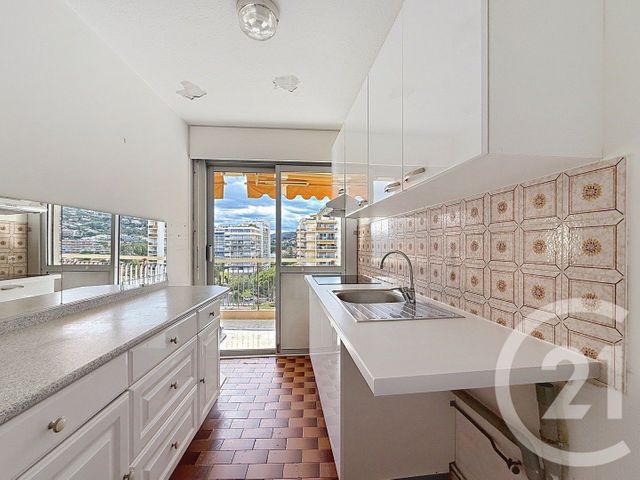 Appartement F3 à louer - 3 pièces - 68.47 m2 - MANDELIEU LA NAPOULE - 06 - PROVENCE-ALPES-COTE-D-AZUR - Century 21 Adhère Transactions