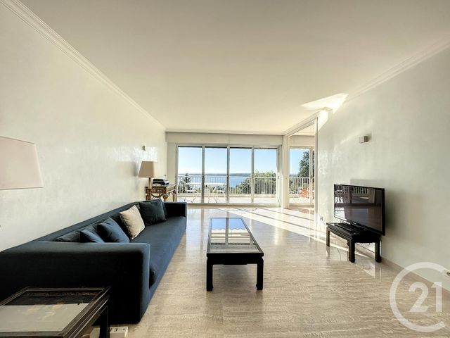 Appartement F3 à louer - 3 pièces - 101.62 m2 - CANNES - 06 - PROVENCE-ALPES-COTE-D-AZUR - Century 21 Adhère Transactions