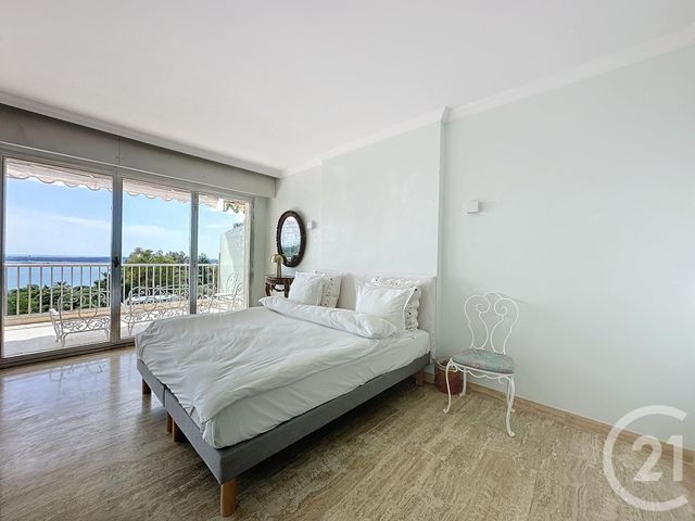 Appartement F3 à louer - 3 pièces - 101.62 m2 - CANNES - 06 - PROVENCE-ALPES-COTE-D-AZUR - Century 21 Adhère Transactions