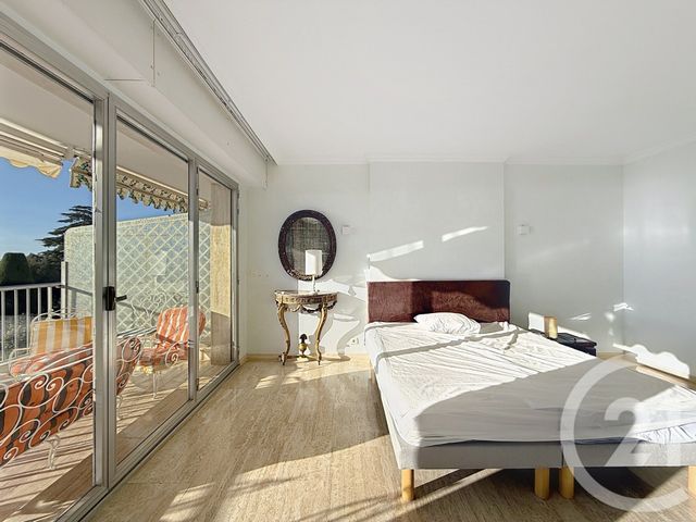 Appartement F3 à louer - 3 pièces - 101.62 m2 - CANNES - 06 - PROVENCE-ALPES-COTE-D-AZUR - Century 21 Adhère Transactions