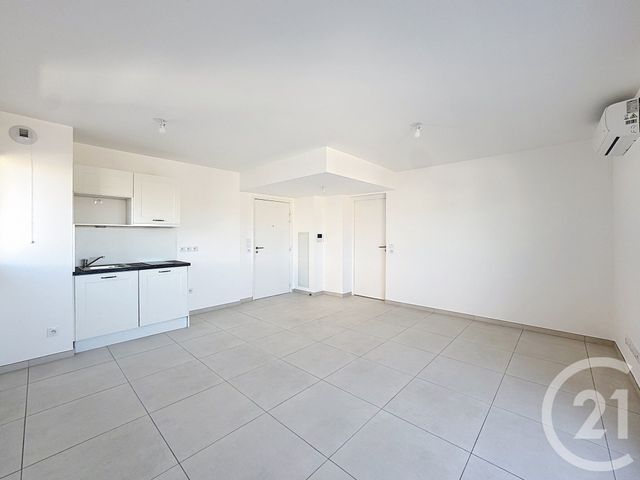 Appartement F2 à vendre - 2 pièces - 47.0 m2 - CANNES - 06 - PROVENCE-ALPES-COTE-D-AZUR - Century 21 Adhère Transactions