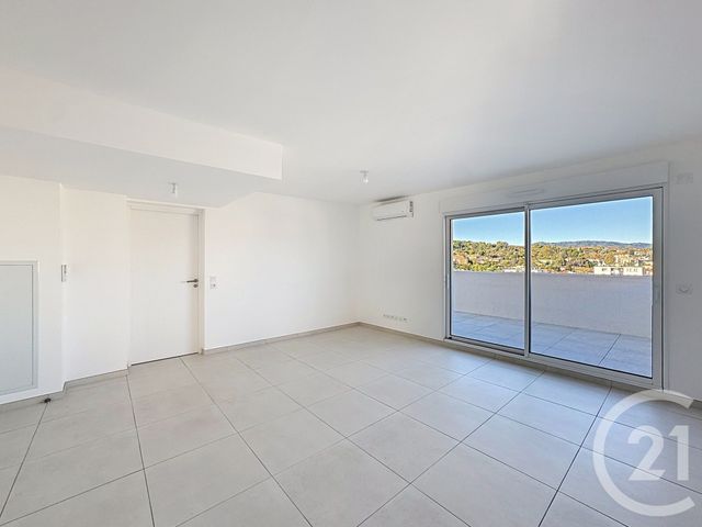 Appartement F2 à vendre - 2 pièces - 47.0 m2 - CANNES - 06 - PROVENCE-ALPES-COTE-D-AZUR - Century 21 Adhère Transactions