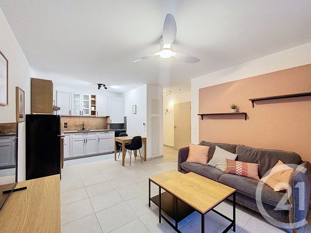 Appartement F2 à louer ROQUEFORT LES PINS