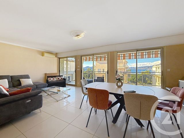 Appartement F3 à louer - 3 pièces - 78.81 m2 - CANNES - 06 - PROVENCE-ALPES-COTE-D-AZUR - Century 21 Adhère Transactions