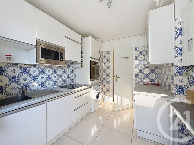 Appartement F3 à louer - 3 pièces - 78.81 m2 - CANNES - 06 - PROVENCE-ALPES-COTE-D-AZUR - Century 21 Adhère Transactions