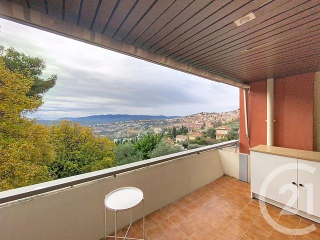 Appartement F2 à louer - 2 pièces - 32.93 m2 - GRASSE - 06 - PROVENCE-ALPES-COTE-D-AZUR - Century 21 Adhère Transactions