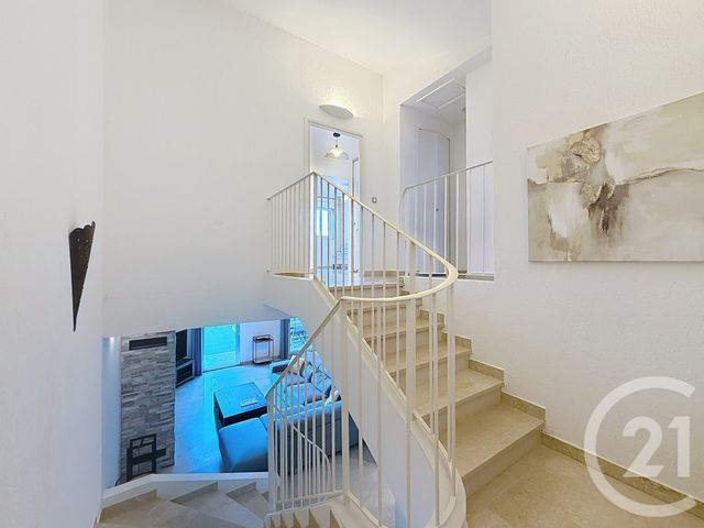 maison à louer - 4 pièces - 115.42 m2 - MOUGINS - 06 - PROVENCE-ALPES-COTE-D-AZUR - Century 21 Adhère Transactions