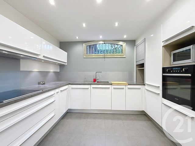 maison à louer - 4 pièces - 115.42 m2 - MOUGINS - 06 - PROVENCE-ALPES-COTE-D-AZUR - Century 21 Adhère Transactions