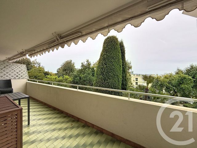 Appartement F2 bis à louer - 2 pièces - 64.75 m2 - CANNES - 06 - PROVENCE-ALPES-COTE-D-AZUR - Century 21 Adhère Transactions