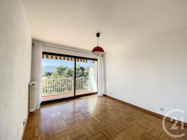 Appartement F3 à louer - 3 pièces - 71.45 m2 - CANNES - 06 - PROVENCE-ALPES-COTE-D-AZUR - Century 21 Adhère Transactions