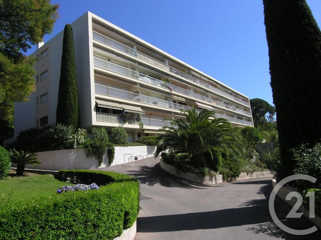Appartement F3 à louer - 3 pièces - 71.45 m2 - CANNES - 06 - PROVENCE-ALPES-COTE-D-AZUR - Century 21 Adhère Transactions