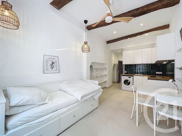 Appartement F1 à louer - 1 pièce - 20.43 m2 - GRASSE - 06 - PROVENCE-ALPES-COTE-D-AZUR - Century 21 Adhère Transactions