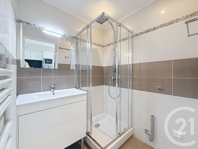 Appartement F2 à louer - 2 pièces - 34.0 m2 - MANDELIEU LA NAPOULE - 06 - PROVENCE-ALPES-COTE-D-AZUR - Century 21 Adhère Transactions