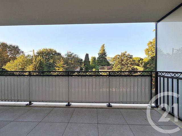 Appartement à louer - 3 pièces - 65.2 m2 - ROQUEFORT LES PINS - 06 - PROVENCE-ALPES-COTE-D-AZUR - Century 21 Adhère Transactions