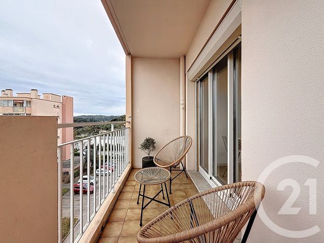 Appartement F3 à louer - 3 pièces - 61.51 m2 - ANTIBES - 06 - PROVENCE-ALPES-COTE-D-AZUR - Century 21 Adhère Transactions