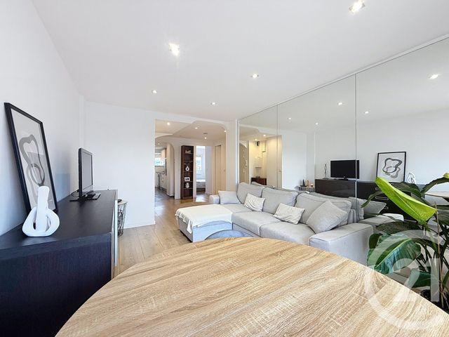 Appartement F3 à louer - 3 pièces - 61.51 m2 - ANTIBES - 06 - PROVENCE-ALPES-COTE-D-AZUR - Century 21 Adhère Transactions