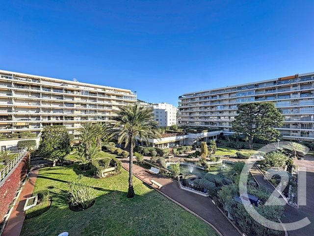 Appartement F1 à vendre - 1 pièce - 26.0 m2 - CANNES - 06 - PROVENCE-ALPES-COTE-D-AZUR - Century 21 Adhère Transactions