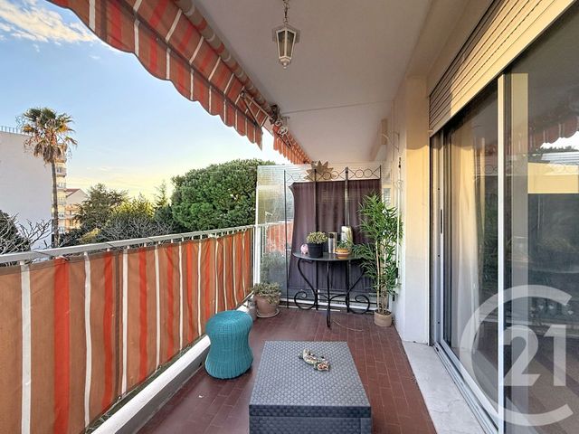 Appartement F3 à louer CANNES LA BOCCA