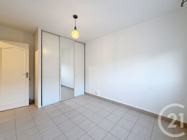 Appartement F3 à louer - 3 pièces - 62.72 m2 - CANNES LA BOCCA - 06 - PROVENCE-ALPES-COTE-D-AZUR - Century 21 Adhère Transactions
