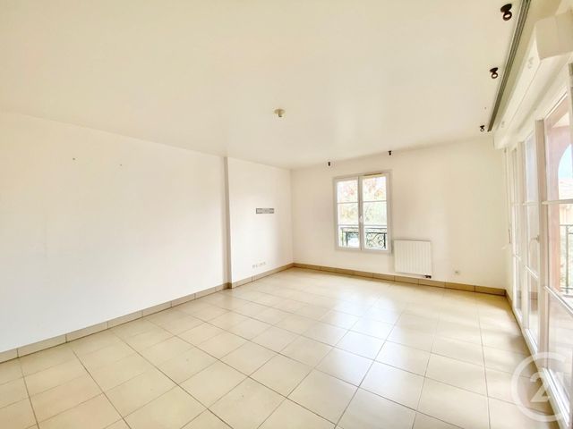 Appartement F4 à louer - 4 pièces - 80.8 m2 - ROQUEFORT LES PINS - 06 - PROVENCE-ALPES-COTE-D-AZUR - Century 21 Adhère Transactions