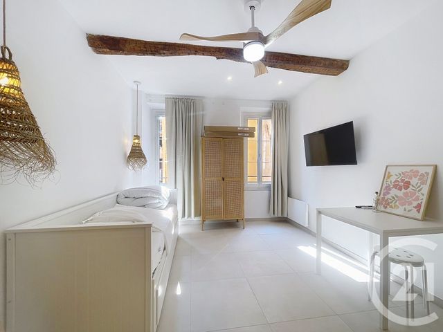 Appartement F1 à louer - 1 pièce - 21.01 m2 - GRASSE - 06 - PROVENCE-ALPES-COTE-D-AZUR - Century 21 Adhère Transactions