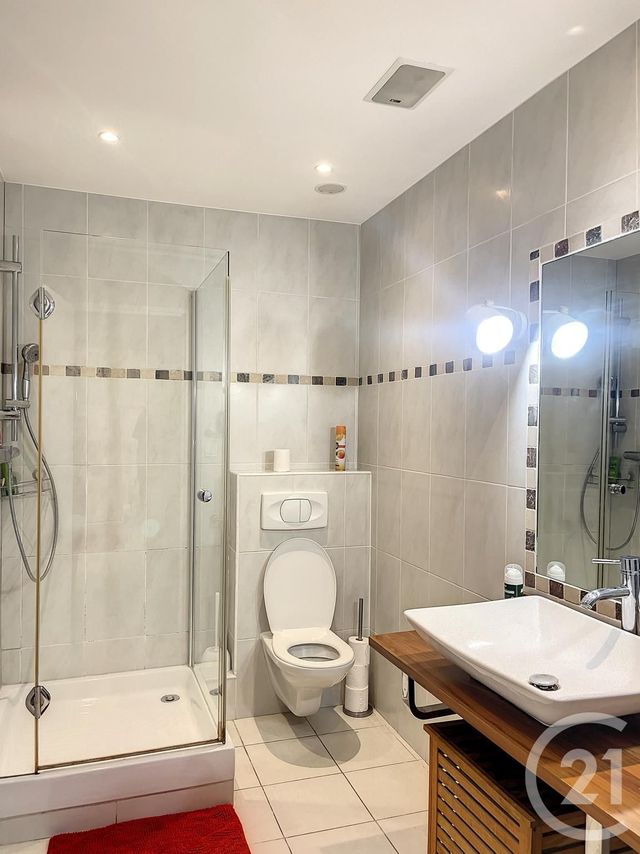 Appartement F2 à louer - 2 pièces - 48.0 m2 - CANNES - 06 - PROVENCE-ALPES-COTE-D-AZUR - Century 21 Adhère Transactions
