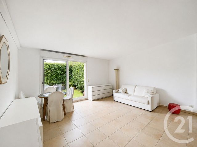 Appartement F3 à louer - 3 pièces - 62.28 m2 - MOUGINS - 06 - PROVENCE-ALPES-COTE-D-AZUR - Century 21 Adhère Transactions