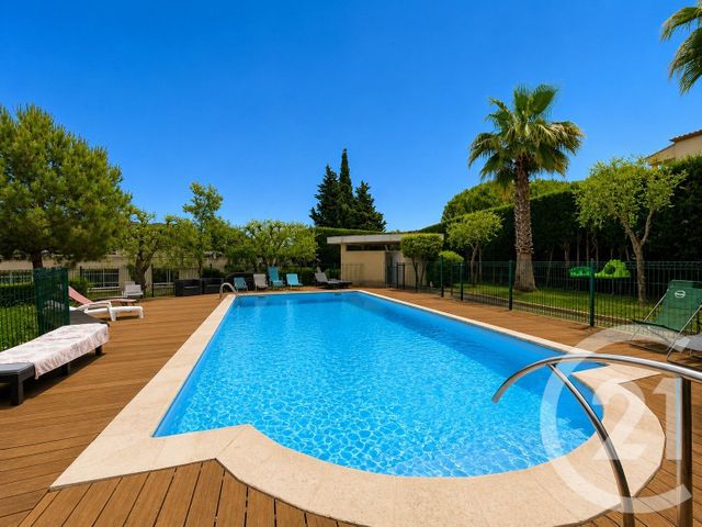 Appartement F3 à louer - 3 pièces - 62.28 m2 - MOUGINS - 06 - PROVENCE-ALPES-COTE-D-AZUR - Century 21 Adhère Transactions