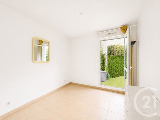 Appartement F3 à louer - 3 pièces - 62.28 m2 - MOUGINS - 06 - PROVENCE-ALPES-COTE-D-AZUR - Century 21 Adhère Transactions