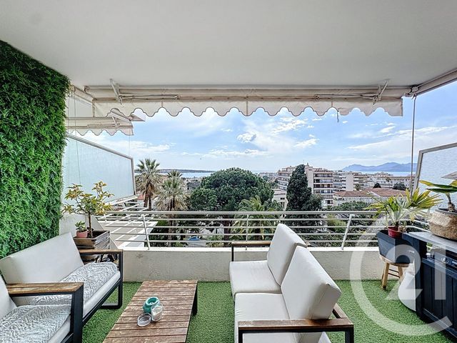 Appartement F3 à vendre CANNES