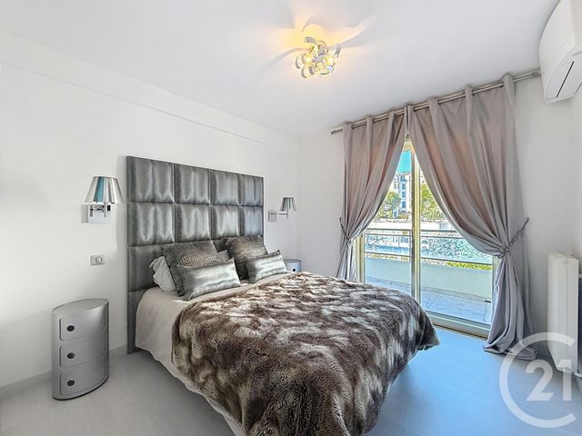 Appartement F3 à vendre - 3 pièces - 82.0 m2 - CANNES - 06 - PROVENCE-ALPES-COTE-D-AZUR - Century 21 Adhère Transactions