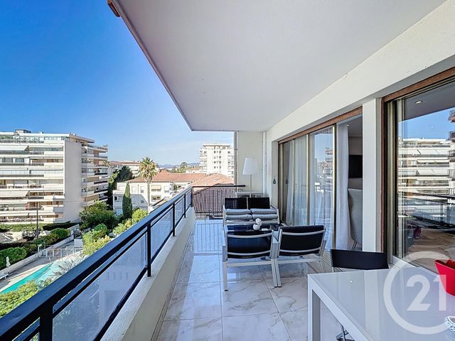 Appartement F3 à vendre - 3 pièces - 82.0 m2 - CANNES - 06 - PROVENCE-ALPES-COTE-D-AZUR - Century 21 Adhère Transactions
