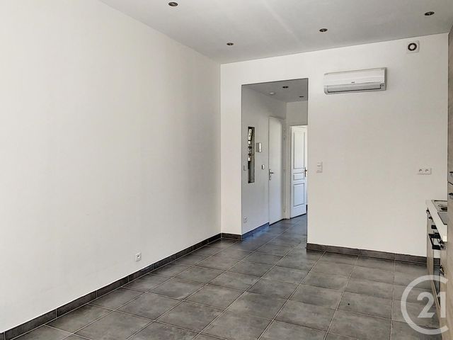 Appartement F2 à louer - 2 pièces - 33.74 m2 - CANNES - 06 - PROVENCE-ALPES-COTE-D-AZUR - Century 21 Adhère Transactions