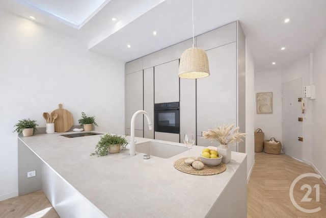 Appartement F2 à vendre - 2 pièces - 48.0 m2 - CANNES - 06 - PROVENCE-ALPES-COTE-D-AZUR - Century 21 Adhère Transactions