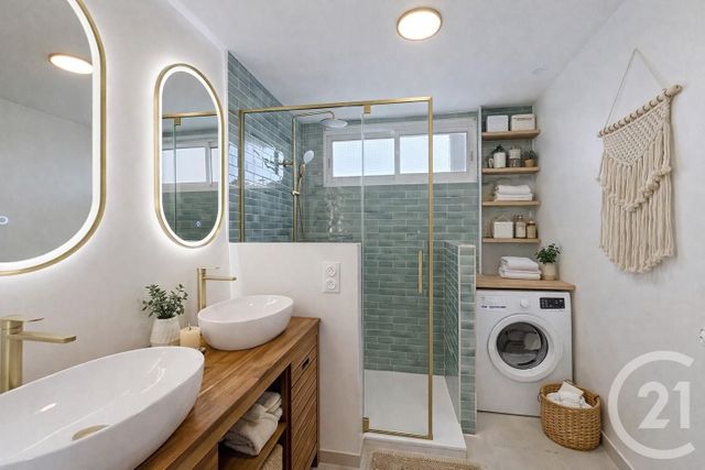 Appartement F3 à vendre - 3 pièces - 59.01 m2 - CANNES - 06 - PROVENCE-ALPES-COTE-D-AZUR - Century 21 Adhère Transactions