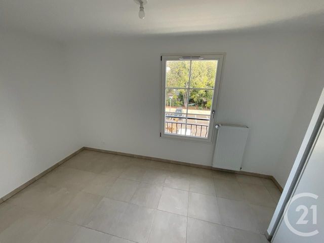 Appartement F3 à louer - 3 pièces - 65.54 m2 - ROQUEFORT LES PINS - 06 - PROVENCE-ALPES-COTE-D-AZUR - Century 21 Adhère Transactions