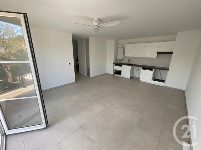 Appartement F3 à louer - 3 pièces - 65.54 m2 - ROQUEFORT LES PINS - 06 - PROVENCE-ALPES-COTE-D-AZUR - Century 21 Adhère Transactions