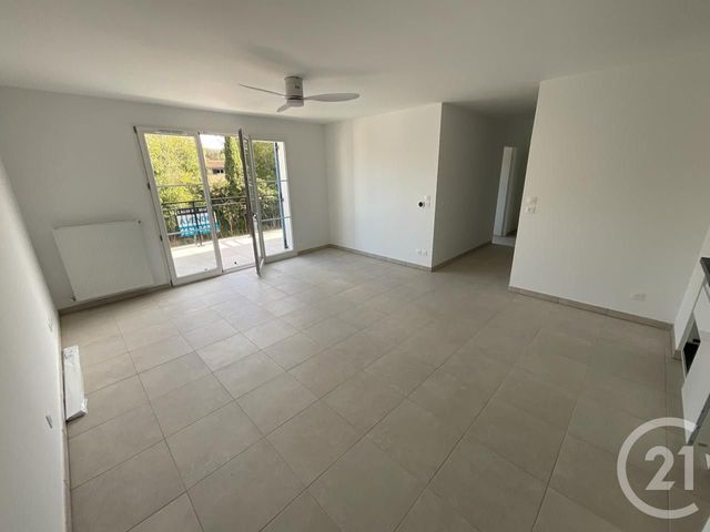 Appartement F3 à louer - 3 pièces - 65.54 m2 - ROQUEFORT LES PINS - 06 - PROVENCE-ALPES-COTE-D-AZUR - Century 21 Adhère Transactions