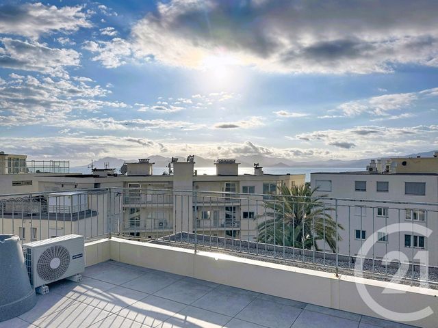 Appartement F5 à vendre - 5 pièces - 155.58 m2 - CANNES - 06 - PROVENCE-ALPES-COTE-D-AZUR - Century 21 Adhère Transactions