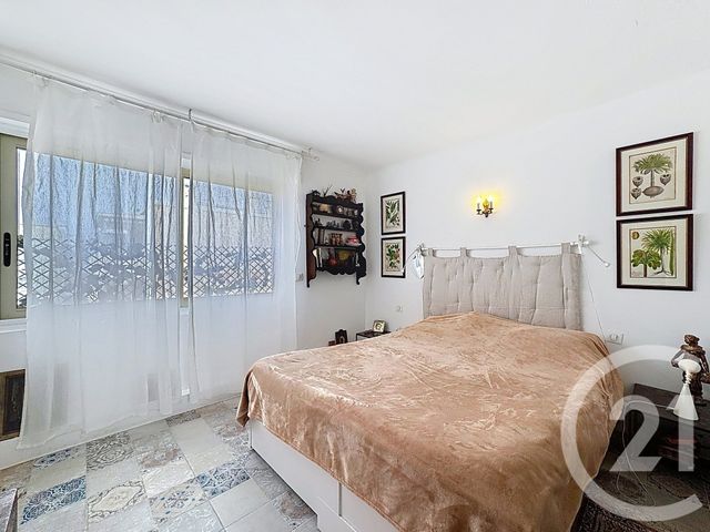 Appartement F5 à vendre - 5 pièces - 155.58 m2 - CANNES - 06 - PROVENCE-ALPES-COTE-D-AZUR - Century 21 Adhère Transactions