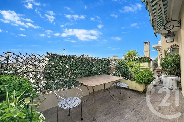 Appartement F5 à vendre - 5 pièces - 155.58 m2 - CANNES - 06 - PROVENCE-ALPES-COTE-D-AZUR - Century 21 Adhère Transactions