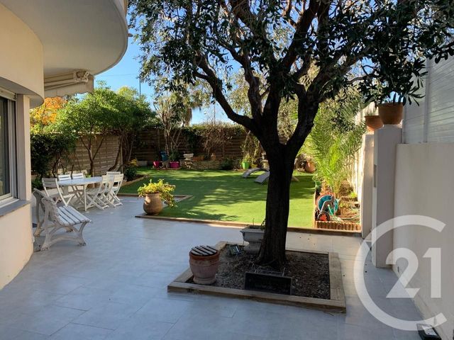 Appartement F4 à louer - 4 pièces - 123.45 m2 - CANNES - 06 - PROVENCE-ALPES-COTE-D-AZUR - Century 21 Adhère Transactions