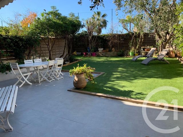 Appartement F4 à louer - 4 pièces - 123.45 m2 - CANNES - 06 - PROVENCE-ALPES-COTE-D-AZUR - Century 21 Adhère Transactions