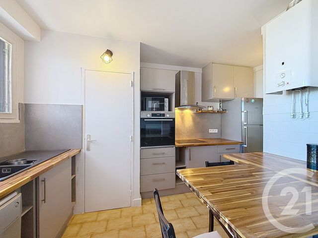 Appartement F3 à louer - 3 pièces - 56.7 m2 - GRASSE - 06 - PROVENCE-ALPES-COTE-D-AZUR - Century 21 Adhère Transactions