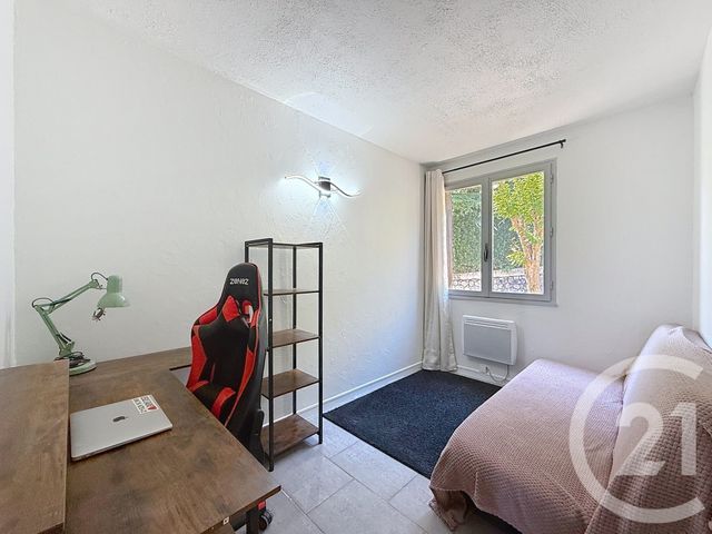 Appartement F3 à louer - 3 pièces - 56.7 m2 - GRASSE - 06 - PROVENCE-ALPES-COTE-D-AZUR - Century 21 Adhère Transactions