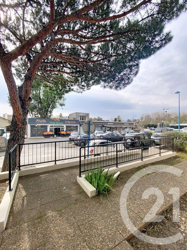 commerce à louer - 47.0 m2 - MANDELIEU LA NAPOULE - 06 - PROVENCE-ALPES-COTE-D-AZUR - Century 21 Adhère Transactions