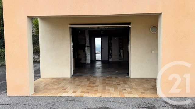 Appartement F3 à louer - 3 pièces - 73.4 m2 - GRASSE - 06 - PROVENCE-ALPES-COTE-D-AZUR - Century 21 Adhère Transactions