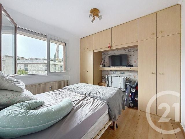 Appartement F3 à louer - 4 pièces - 83.65 m2 - GRASSE - 06 - PROVENCE-ALPES-COTE-D-AZUR - Century 21 Adhère Transactions