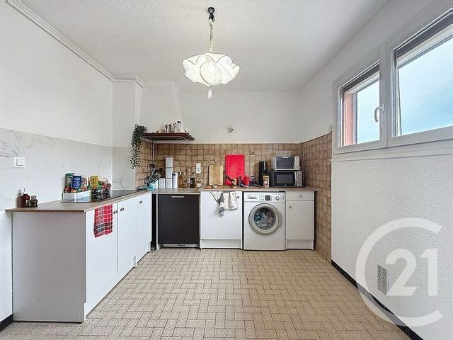 Appartement F3 à louer - 4 pièces - 83.65 m2 - GRASSE - 06 - PROVENCE-ALPES-COTE-D-AZUR - Century 21 Adhère Transactions